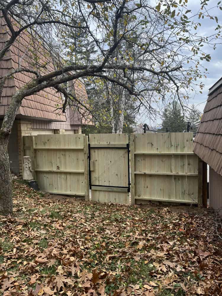 Wood fence installed by Flyway Fence Co.
