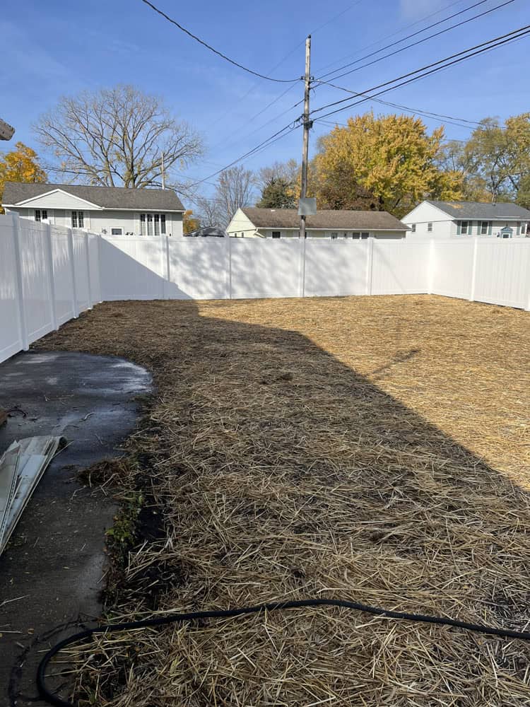 Vinyl fence - residential fence installation